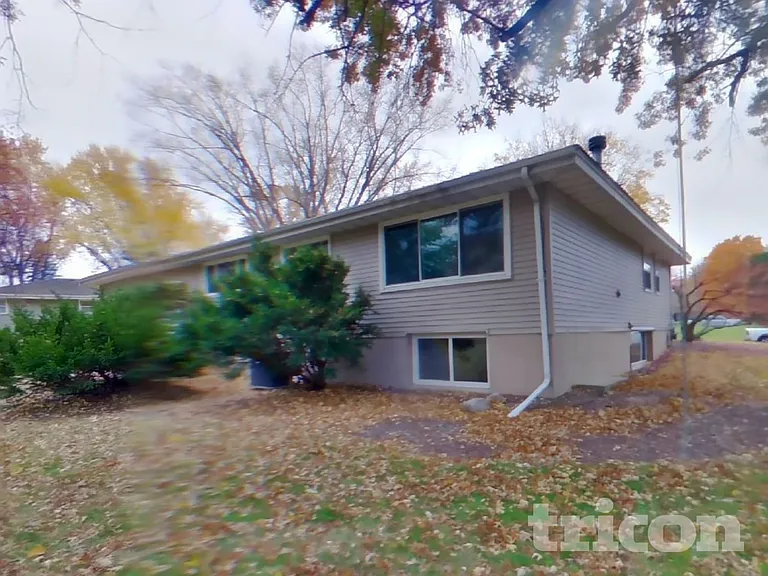 3820 Union Terrace Ln N — Photo 10