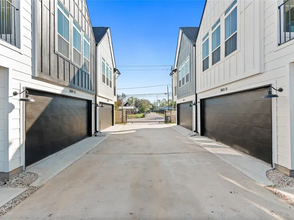 3105 Jensen Dr #C, Houston, TX 77026