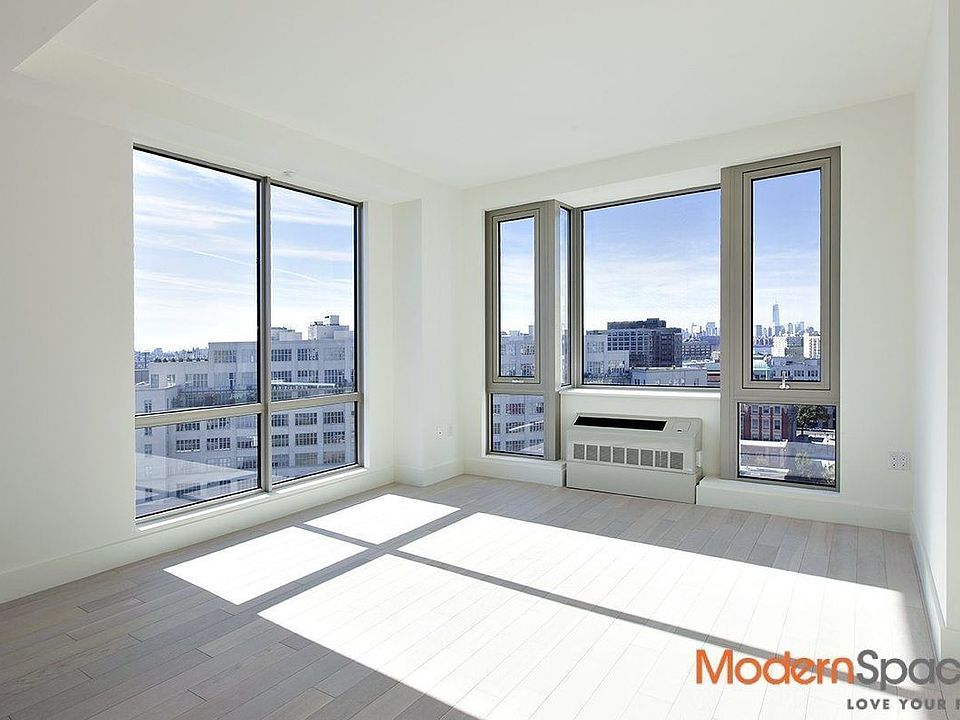 2nd image of 4415 Purves St #8D