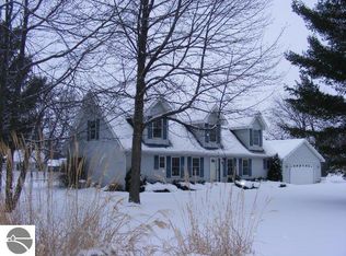 2006 Chestnut St, Cadillac, MI 49601