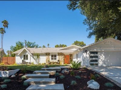 23023 Gainford St, Woodland Hills, CA, 91364