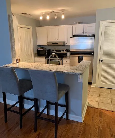 1101 Juniper St NE #311 — Photo 5