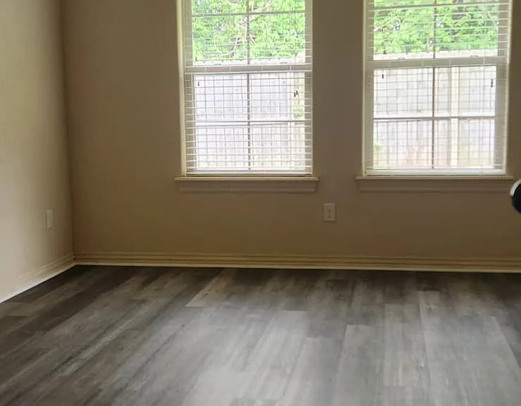 848 Oakwood Ct — Photo 16