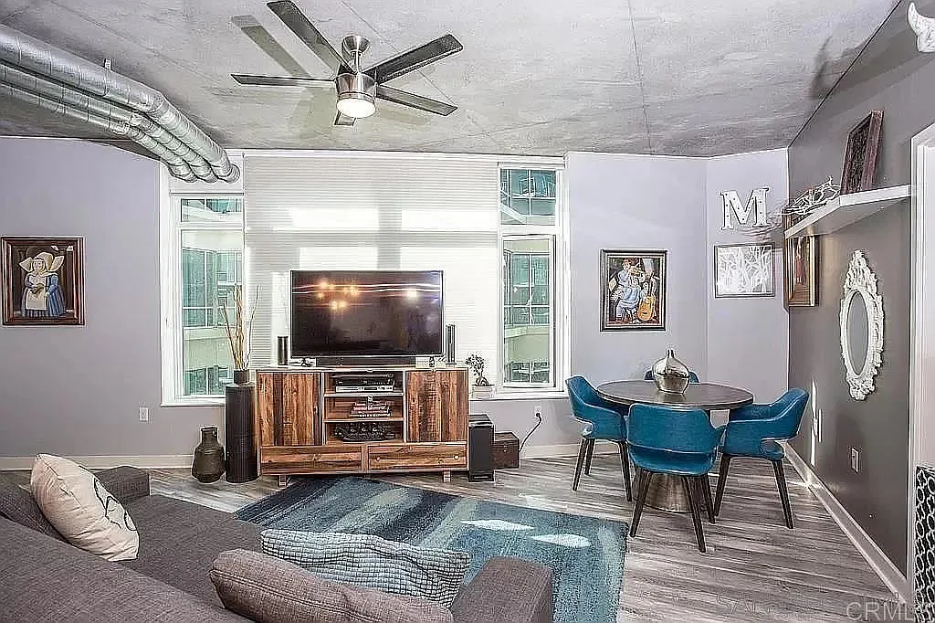 Building Photo - 1080 Park Blvd #416