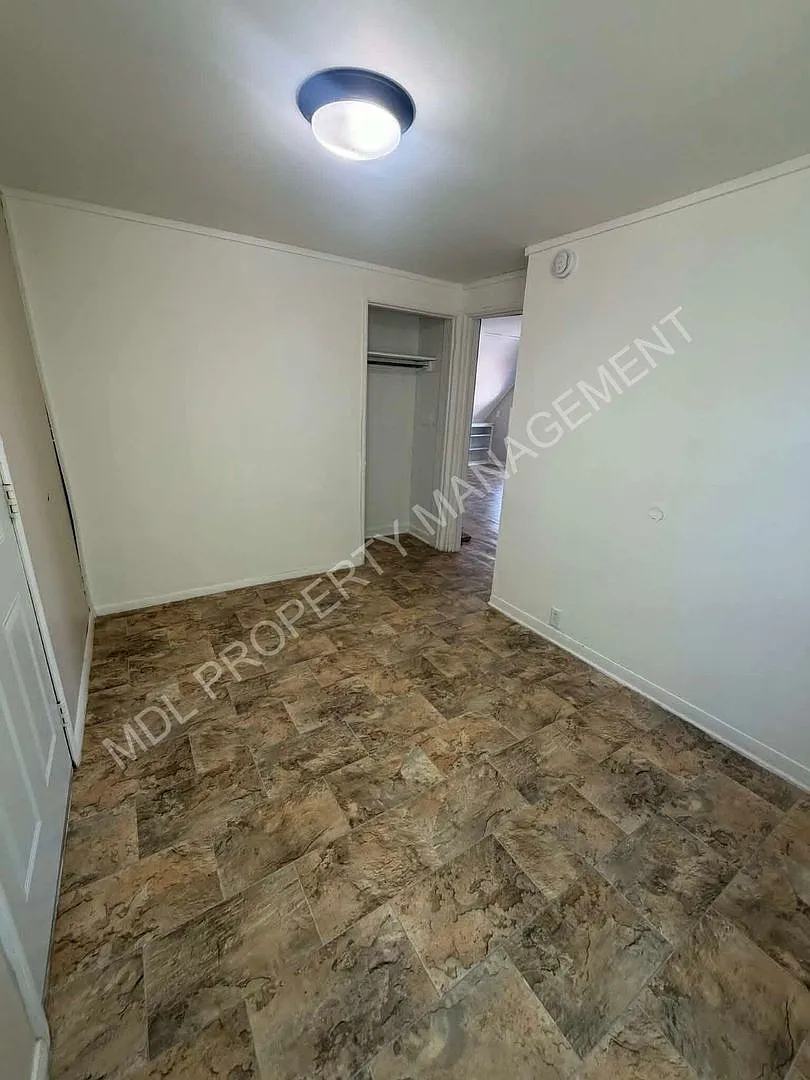 727 N Hamilton Street — Photo 4