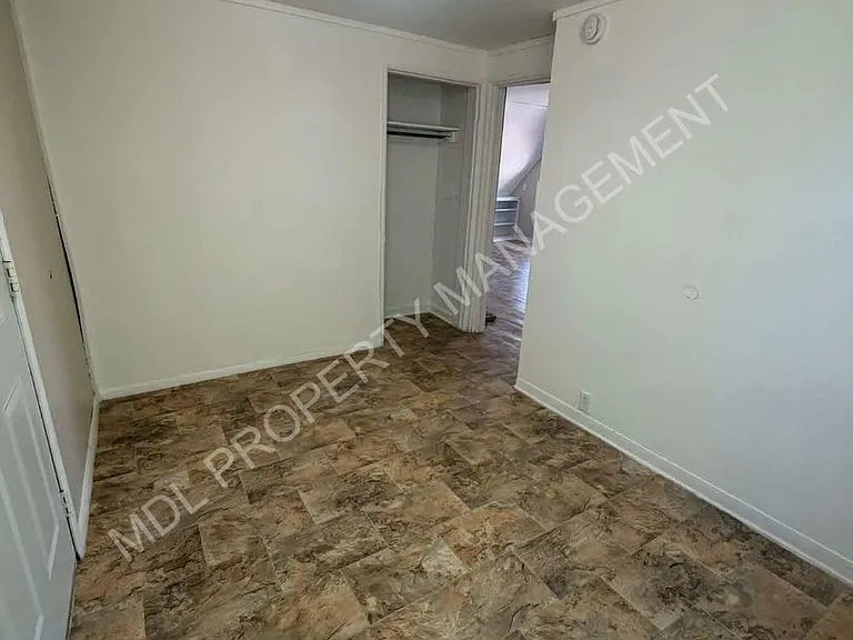 727 N Hamilton Street — Photo 5