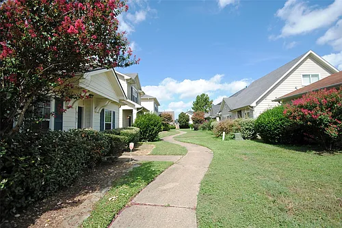 6363 Provident Green Dr Photo 1 6363 Provident Green Dr Photo 1