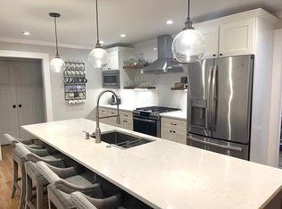 54 Canterbury St #A, Hingham, MA 02043