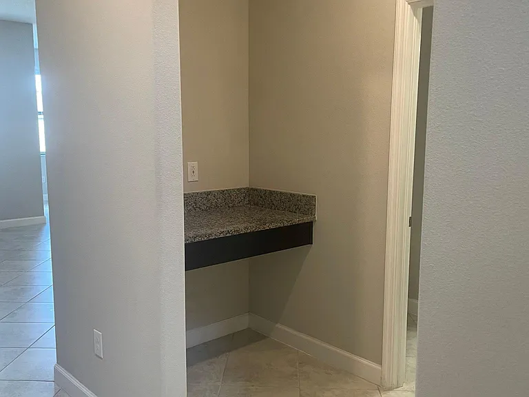 9671 Ivory Dr — Photo 7