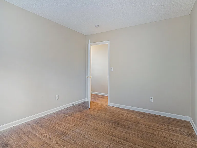 2894 Regent Walk Dr — Photo 22