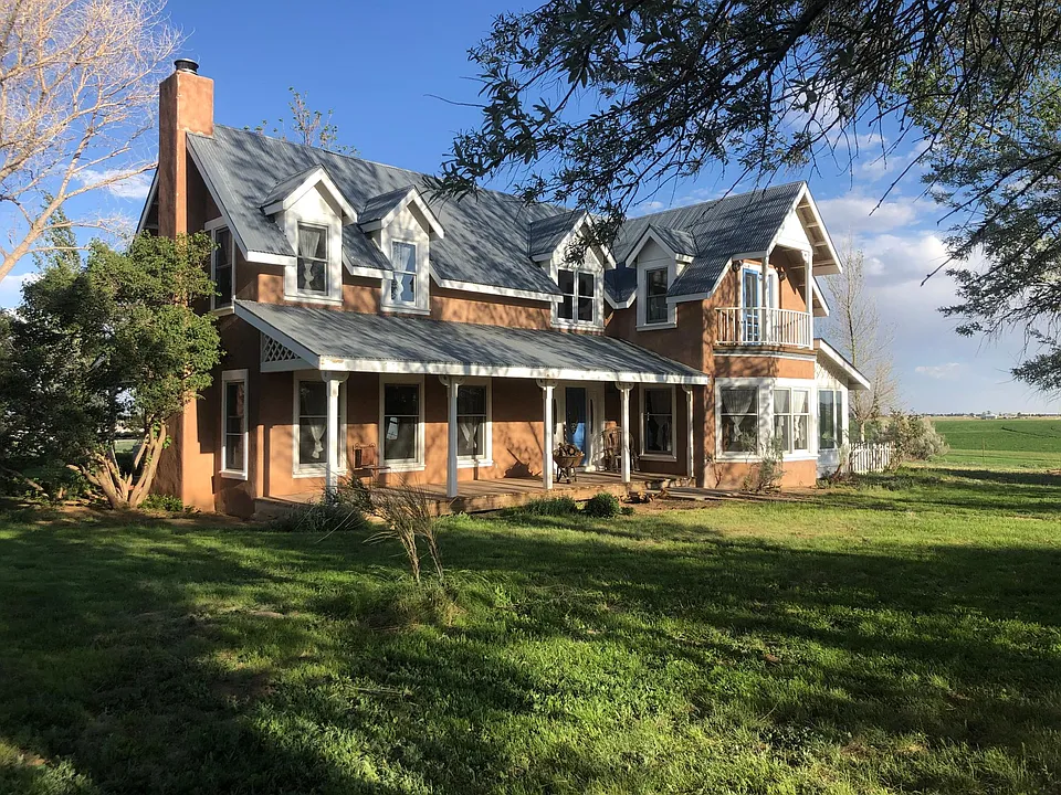 36 Martin Ln