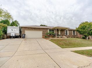 1710 Lakewood Dr, Elizabethtown, KY 42701