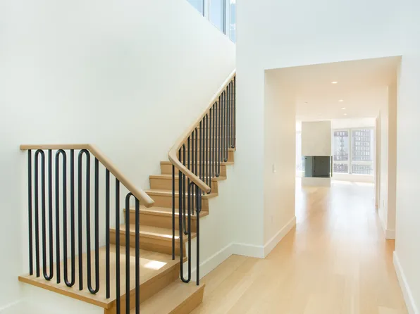 212 West 72nd Street PHS image 2 of 12