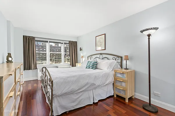 Sold by Corcoran | media 6