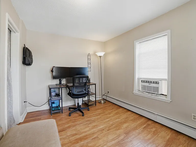 168 Greenwood St #2 — Photo 9