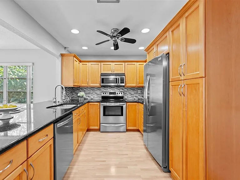 2334 Citrus Hill Rd — Photo 2