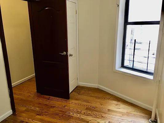 Rented by Corcoran | media 22