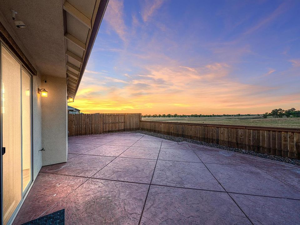 2nd image of 12780 Thornberg Way