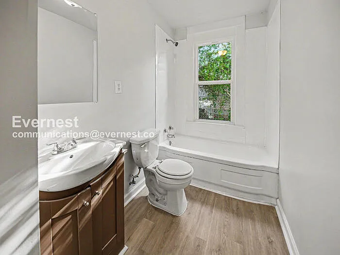 2709 30th St — Photo 17