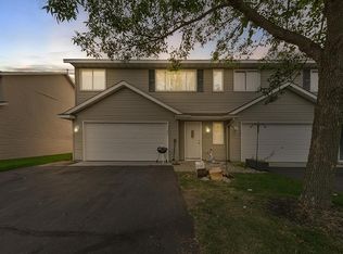 1363 Willow Trl, Farmington, MN 55024