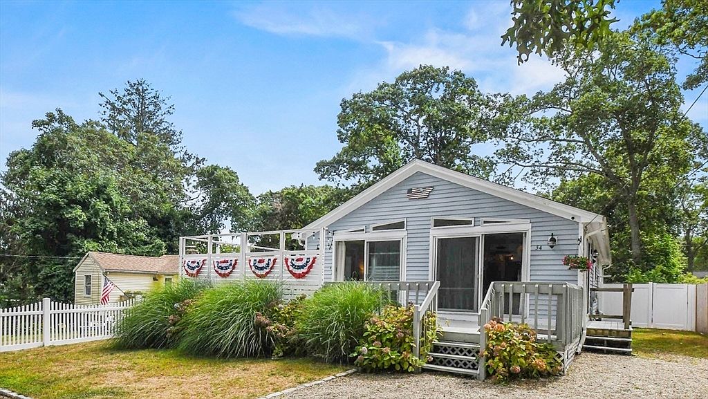 54 Hillside Ave, North Falmouth, MA 02556 | Zillow