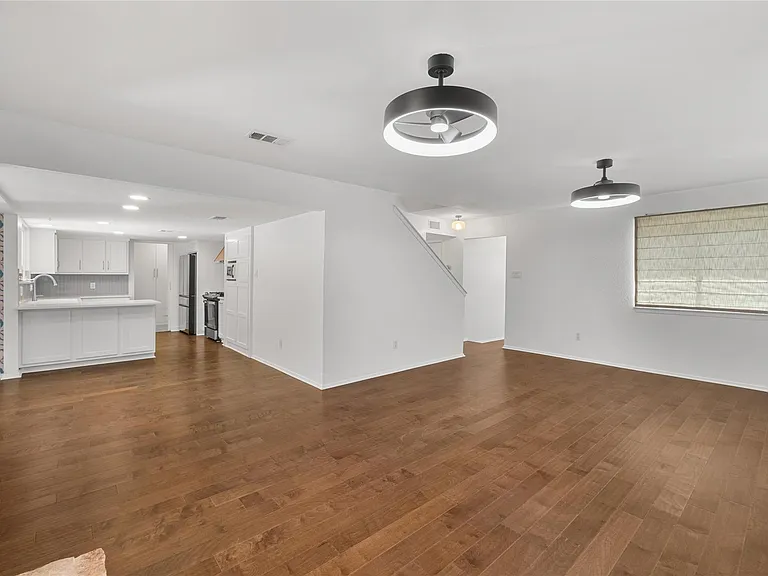 7602 Banpass Ln — Photo 7