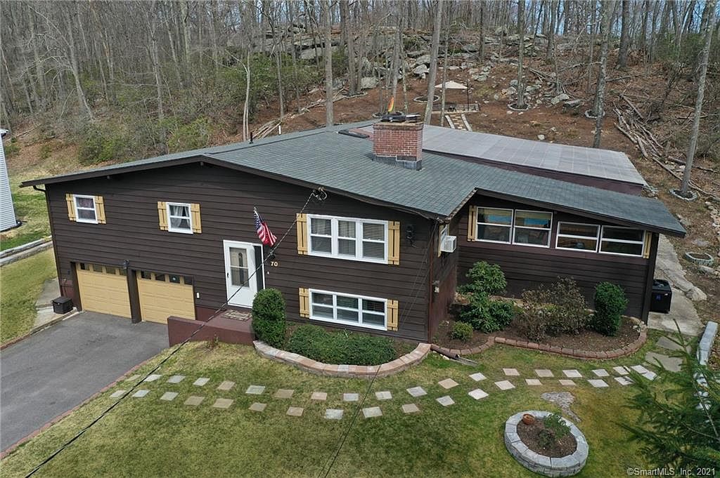 70 Carriage Hill Dr, Niantic, CT 06357 Zillow