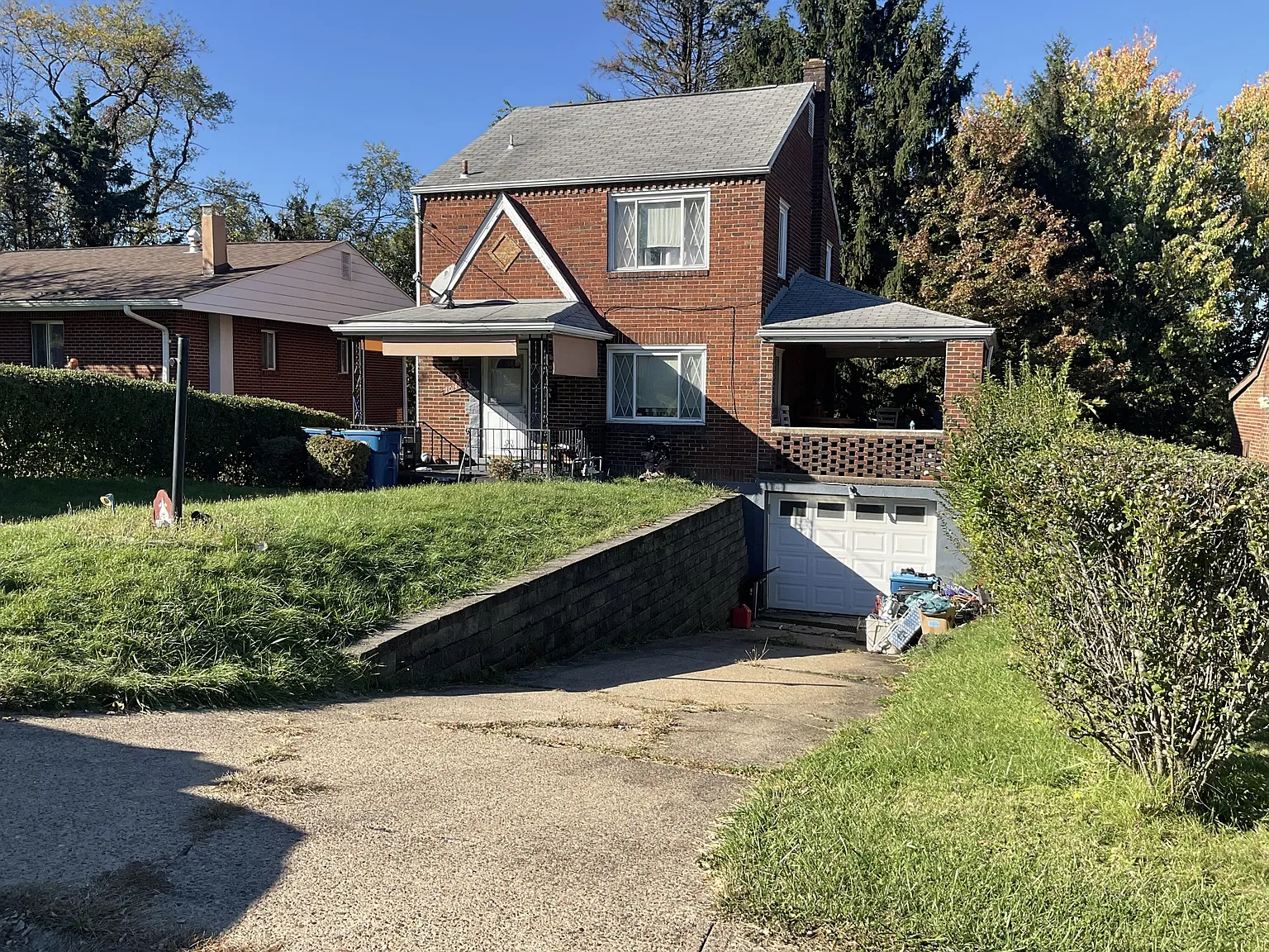 10144 Pearl Rd - House — Photo 1