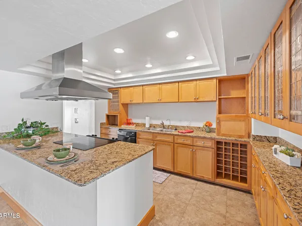 124 E FREMONT Drive, Tempe, AZ 85282