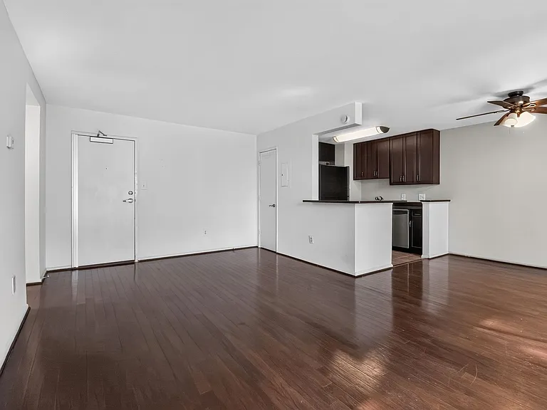 12 S Van Dorn St #503 — Photo 5