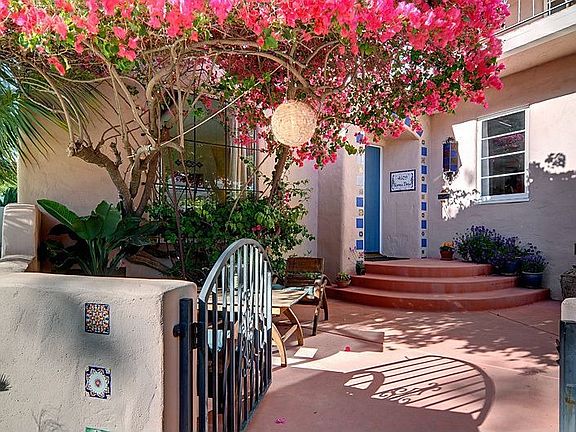Enter in to the courtyard