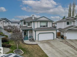4 Hunt Ct, Saint Albert, AB T8N 6P8
