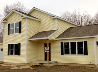 12 Hayner Rd, Waterford, NY 12170