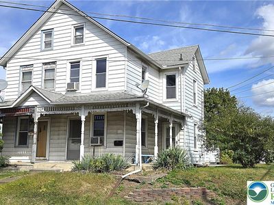 4233 Main St, Whitehall, PA, 18052