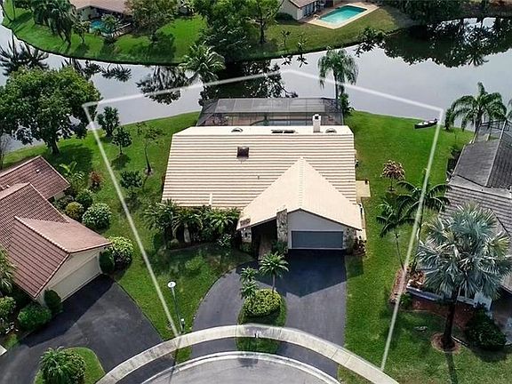 2nd image of 9242 NW 18th St