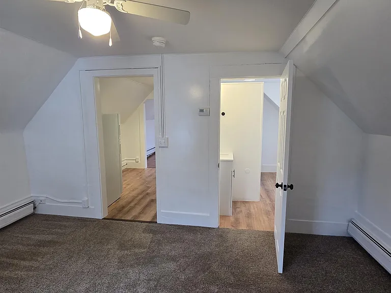 271 Main St — Photo 6