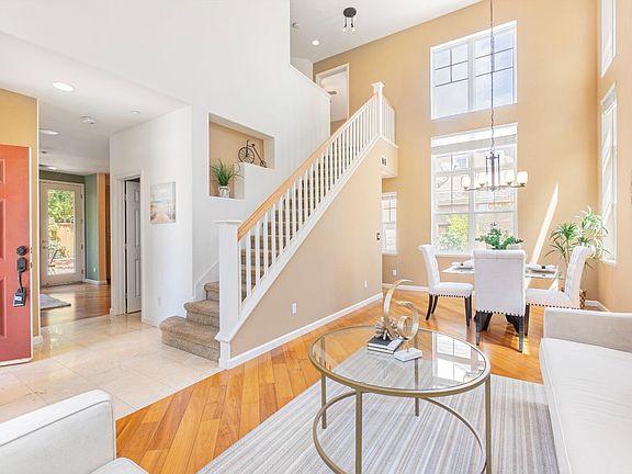 4th image of 137 W Ferndale Ave