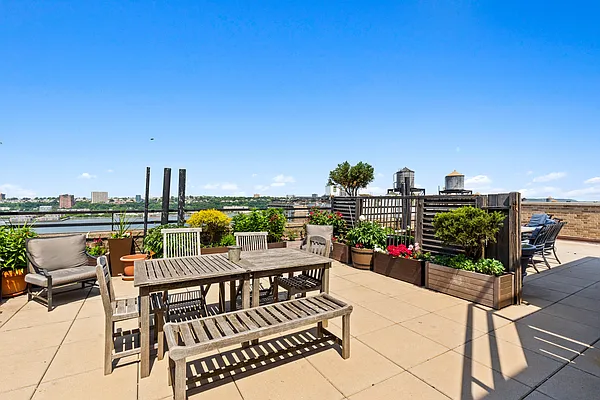 Sold by Corcoran | media 11