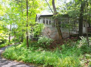 13 Cedar Point Dr, Williams Bay, WI 53191