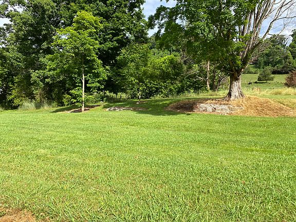 2nd image of 171 Edwards Ln