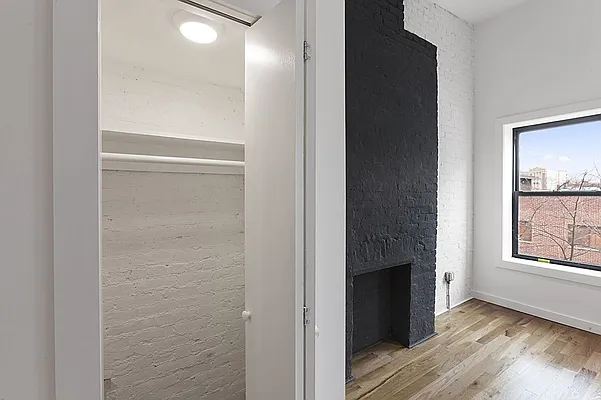 Rented by MNS | media 34