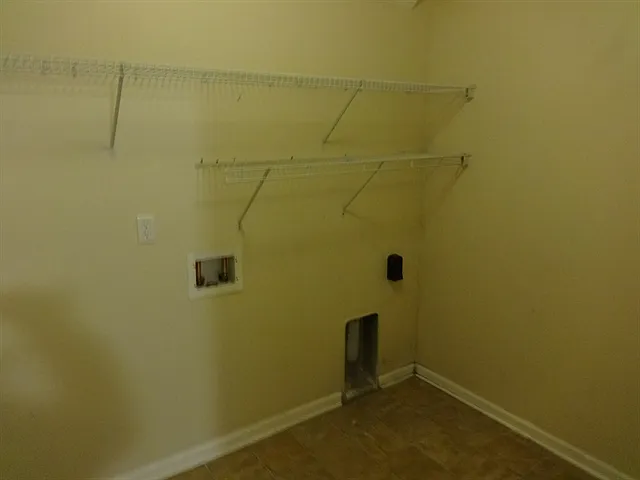 11905 Pikeville Ct — Photo 15