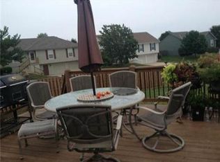 2014 NE Overbrook Dr, Blue Springs, MO 64029