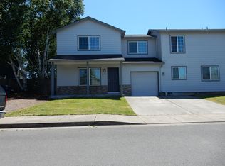 1446 Trent Ave N, Salem, OR 97303