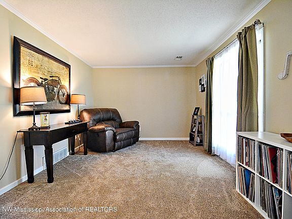 4th image of 7655 Brookwood Pl
