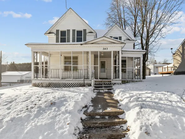 343 Pine St, Glenwood City, WI 54013