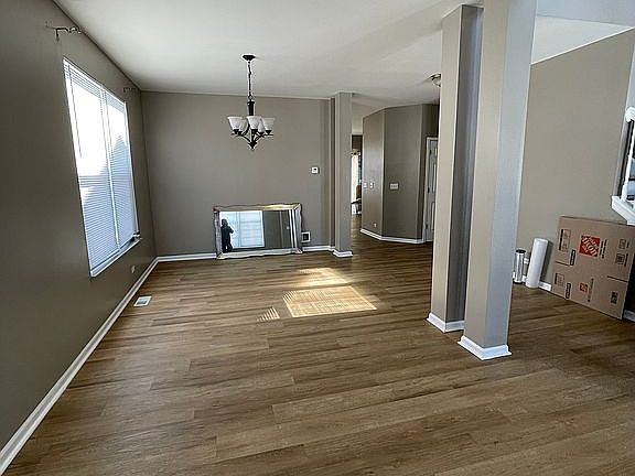 5th image of 82 Leadville Ln