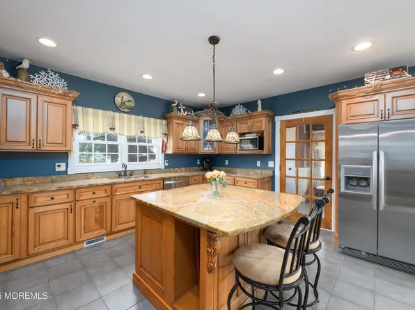 41 Cedar Street, Keyport, NJ 07735