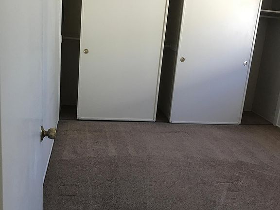 5th image of 3030 Monroe Ave