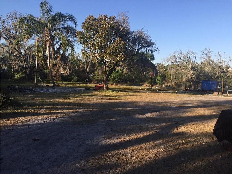 2nd image of 14620 Montayne Ave